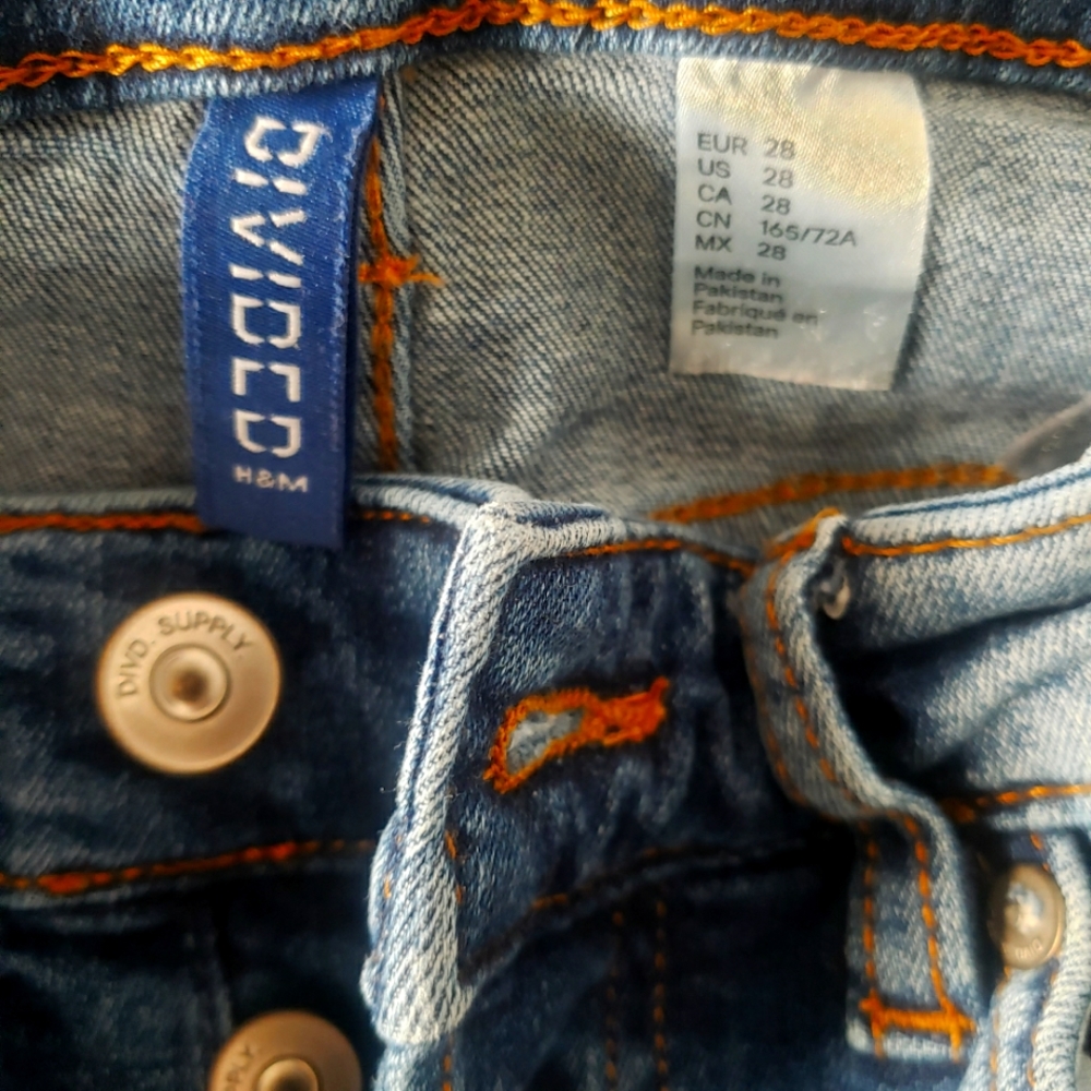 H&M jeans,size 28,used,excellent condition.